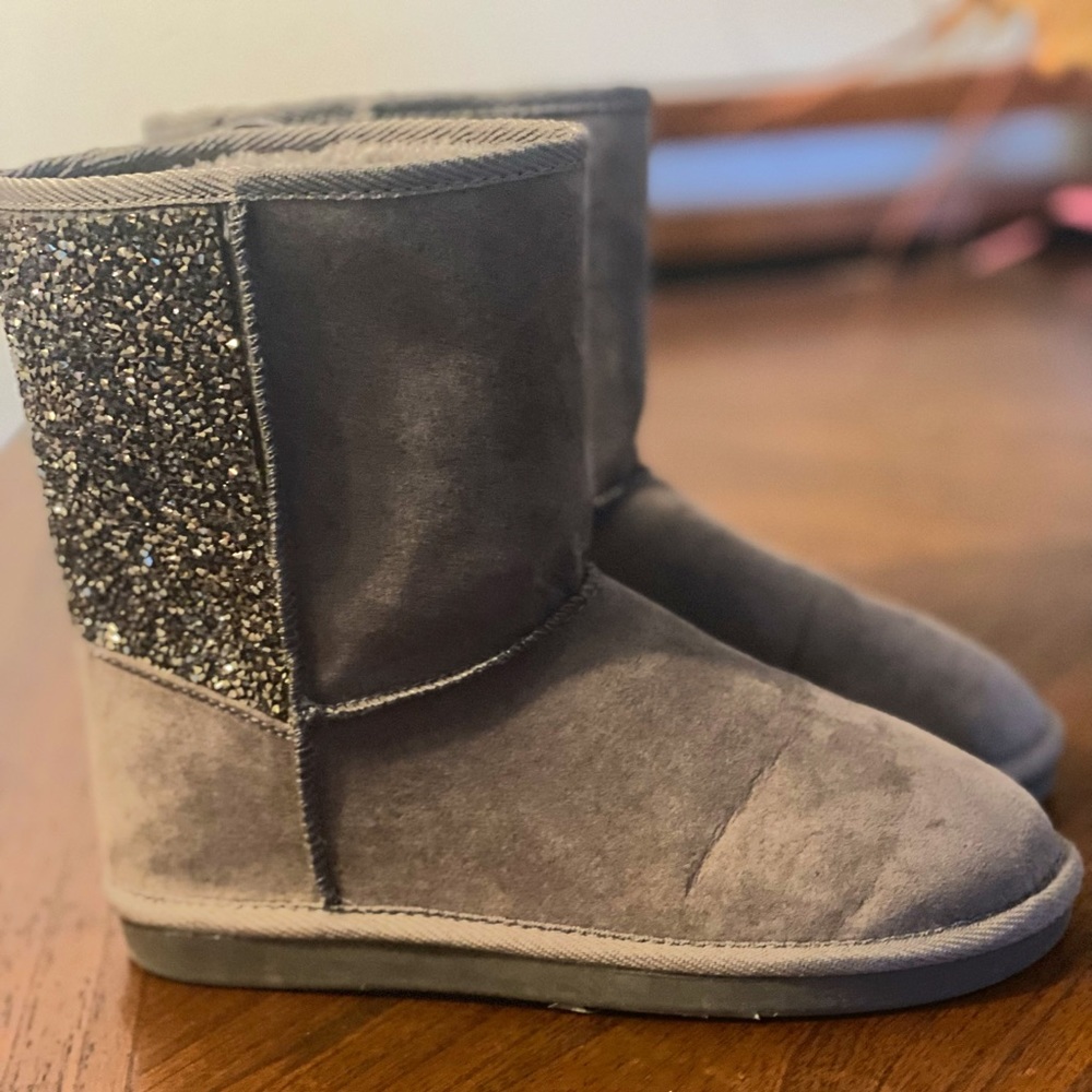 Girls Boots